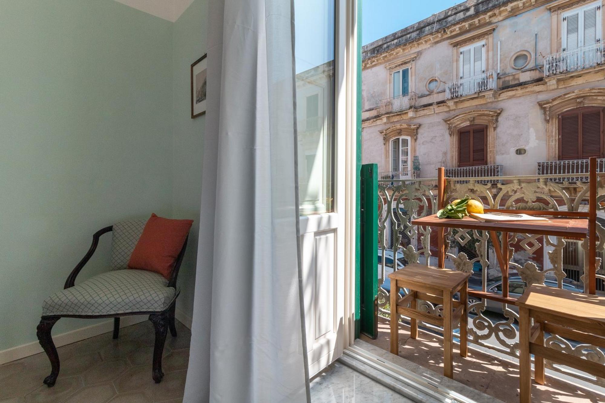 Autentica Ortigia Syracuse Room photo